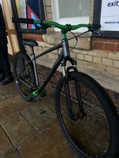 Specialized Mountain Bike 29 Inch Medium Frame Customised Good Condition