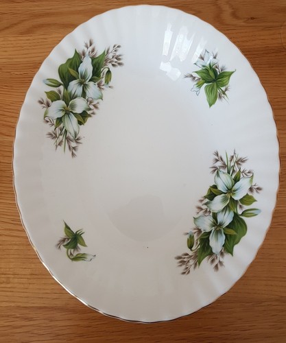 Royal albert bone china - royal,