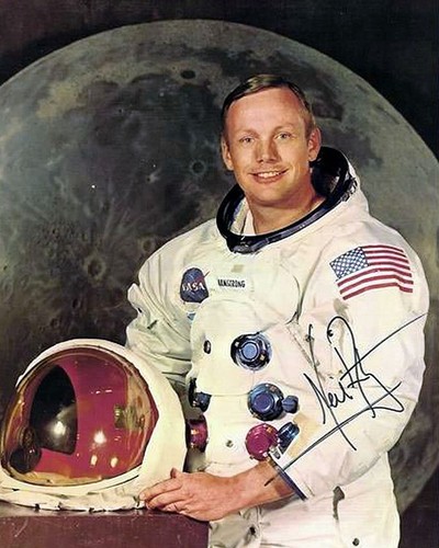 Neil armstrong autograph - neil,