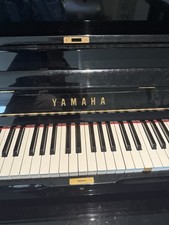 Yamaha upright piano - upright,
