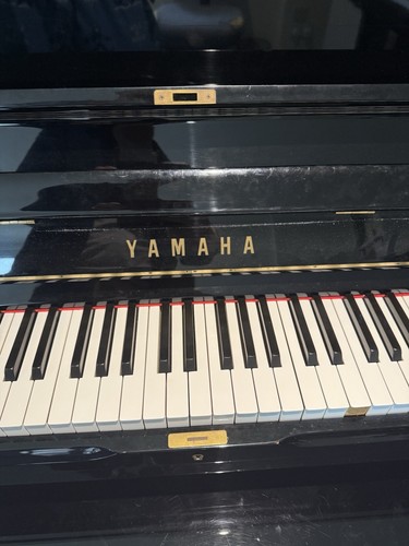 Yamaha upright piano - yamaha, u1