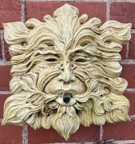 Greenman water feature - feature, /