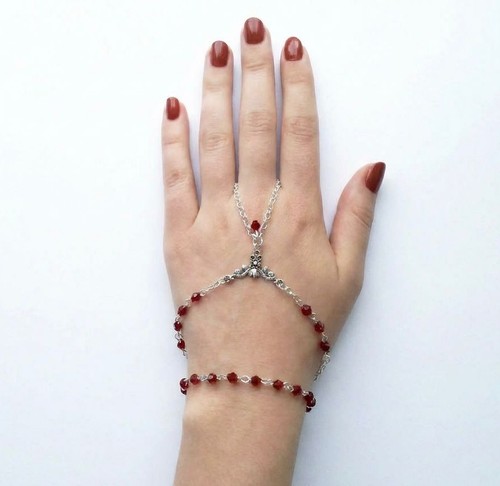 Silver red crystal gothic hand - silver,