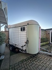 Sinclair Horse Box Trailer for