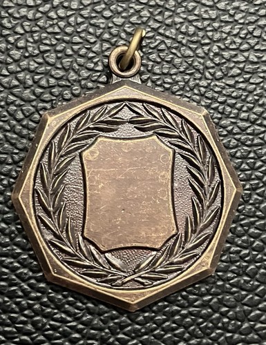 Vintage uninscribed medal very - uninscribed,