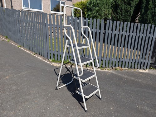 Tier folding step ladder - 4-tier,