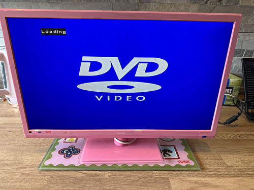 Technika 5in pink led 1080p - technika,