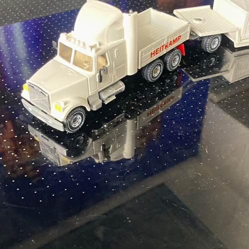 Heitkamp volvo truck - 1:87,