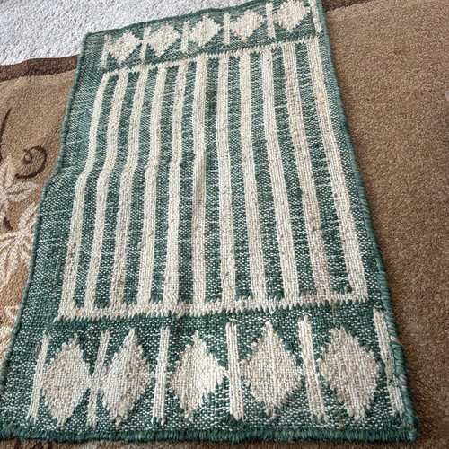 Green beige geometric - &,