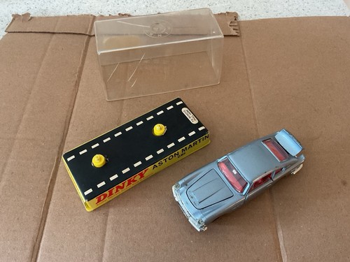 Vintage dinky toys 153 aston - toys,