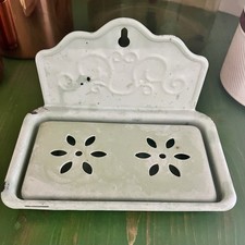Shabby Chic Wall Mounted Soap