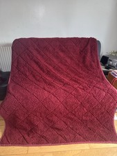 Excellent Condition: Martha Stewart Burgundy Throw Blanket (180cm x 125cm)