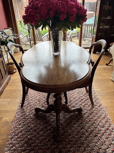Antique style barley twist - antique,
