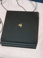 Sony PlayStation 4 Pro 1TB 2