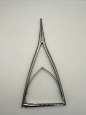 Aesculap FW523R Cervical Distraction Forceps, Straight, 235mm