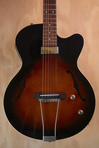 Yamaha aex500 semi hollow - yamaha,
