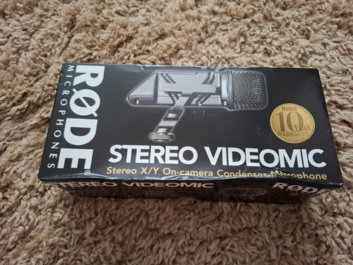 Rode stereo video mic - x/y,