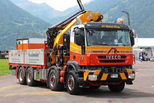 Truck photo iveco tractor - iveco,