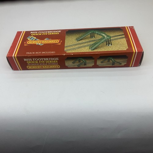 Hornby footbridge r076 - footbridge,