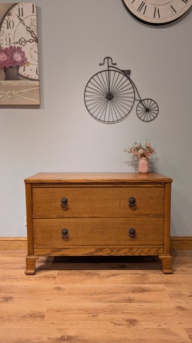 Vintage chest drawers - vintage, of
