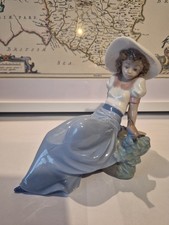 Lladro Nao Daisa 1987 Girl Listening To The Birds Porcelain Figurine (1042)
