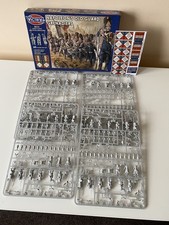 Victrix 28mm hard plastic Napoleons old guard grenadiers boxed.