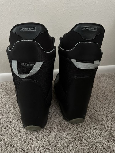 Burton tyro snowboarding boots - tyro,