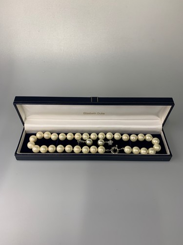 Elizabeth duke pearl necklace - duke,