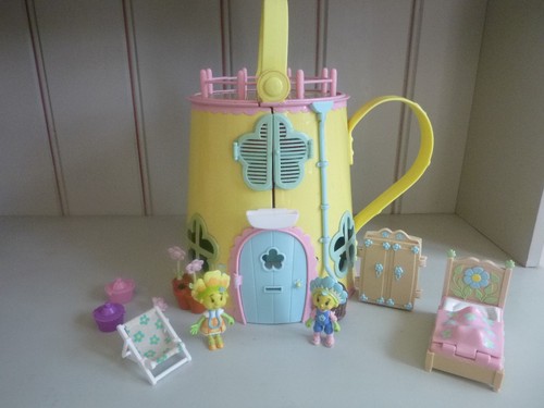 Fifi and the fowertots - and,