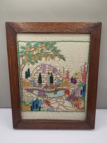 Vintage hand embroidered - hand,