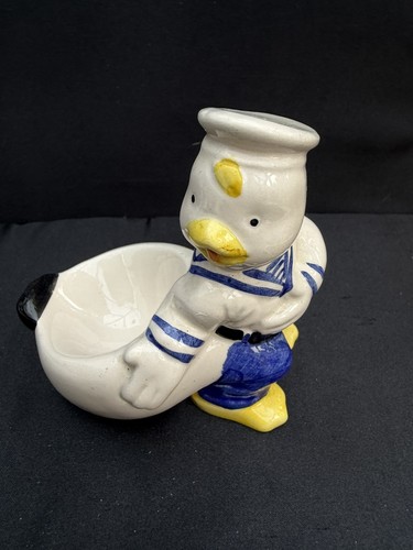 Bird egg cup - egg,