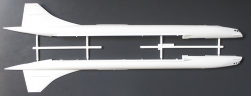 Revell 144th scale concorde - scale,
