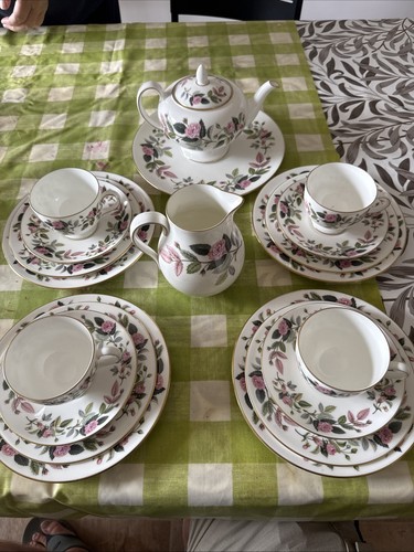Vintage wedgwood hathaway rose - hathaway,
