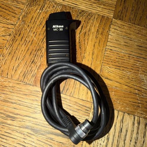 Genuine nikon cable - mc-30,