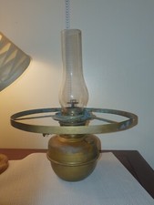 VINTAGE DUPLEX CORINTHIAN COLUMN OIL LAMP AND CHIMNNEY 