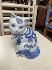 Ceramic Cat Figurine Ornament
