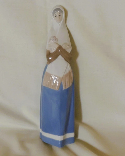 Rex lladro style - style, porcelain