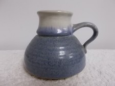 Vintage Blue White Ribbed No Spill Skid Auto Travel Ceramic Coffee Tea Cup Mug