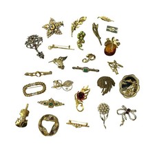 25 Vintage Gold Tone Brooches