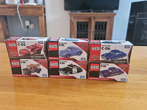 Takara tomica pixar cars - takara,