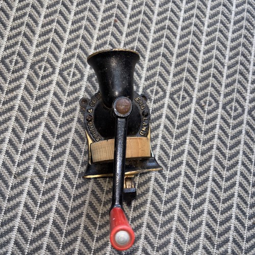 Vintage sponge cast iron - sponge,
