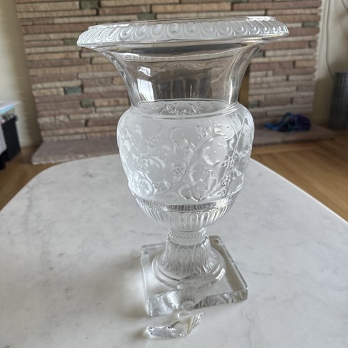 Lalique versailles vase - lalique,