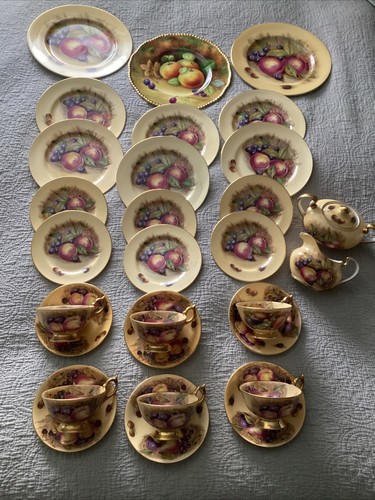 Aynsley orchard gold - 22, pieces