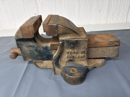 Vintage woden 186b - woden, engineers