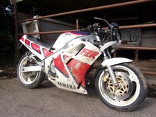 YAMAHA FZR 1000 GENESIS 2RG 1987 (UK) BARN FIND CLASSIC FOR PARTS/PROJECT/SPARES