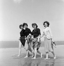 Hot day rhyl 1958 wales - hot, old
