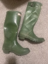 Hunter  Huntress Women's