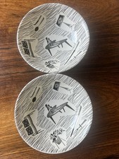 2 RIDGEWAY HOMEMAKER BOWLS