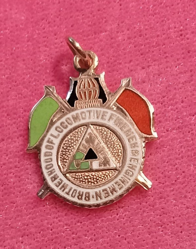 Vintage 10k gold brotherhood - vintage,