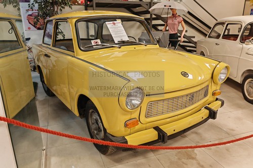 Yellow trabi classic - trabi, malta